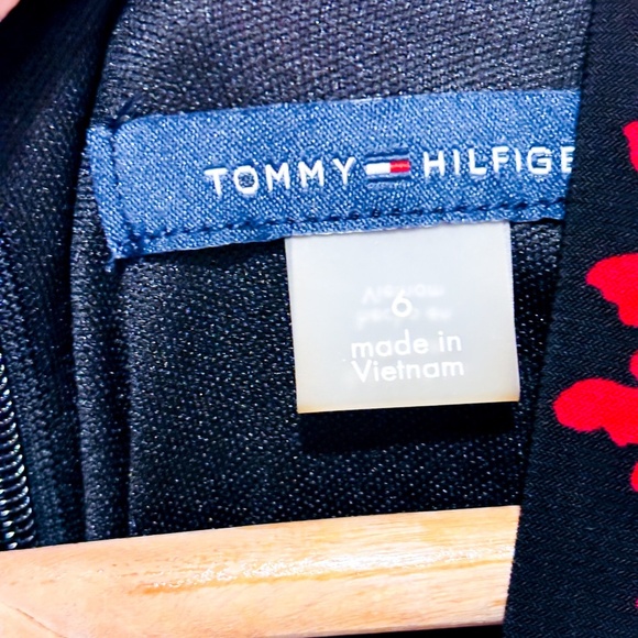 TOMMY HILFIGER Black & Red Pleated Floral Midi Dress - Picture 7 of 11